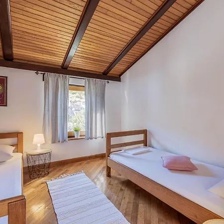 Apartment Fijan Drage